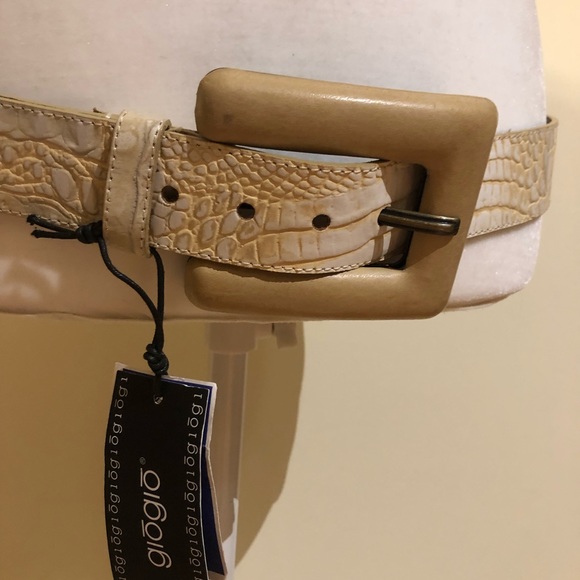 3 for $25🛍 Belt with a big buckle in beige color - Picture 3 of 3